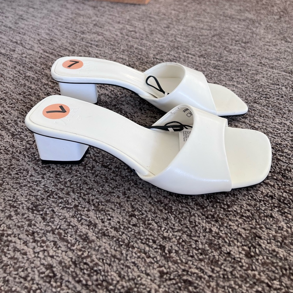 White sandal block heel ZARA New